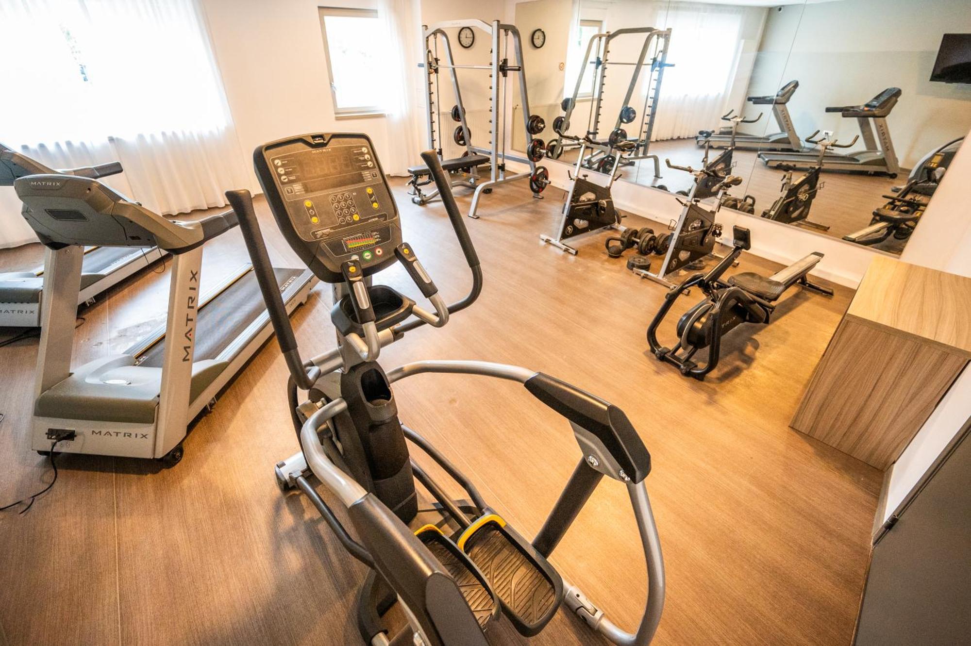 Nemea Appart Hotel Elypseo Strasbourg Port エクステリア 写真